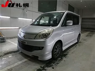 Mitsubishi DELICA D2