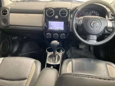Mazda VERISA
