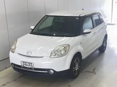 Mazda VERISA