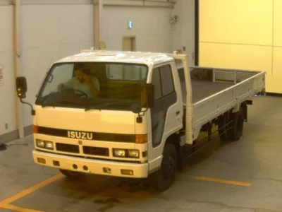 Isuzu ELF