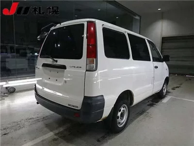 Toyota LITE ACE VAN