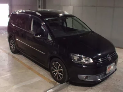 Volkswagen GOLF TOURAN