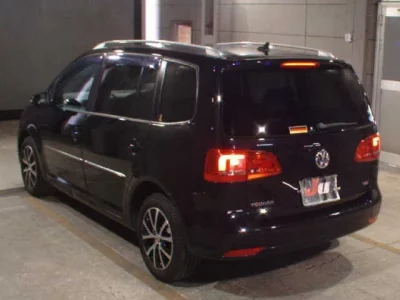 Volkswagen GOLF TOURAN