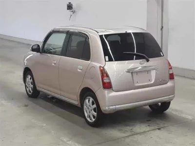 Daihatsu MIRA