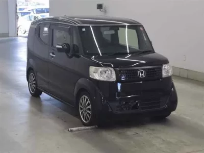 Honda N BOX SLASH