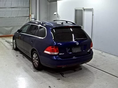 Volkswagen GOLF VARIANT