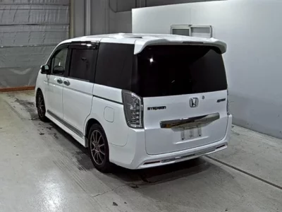 Honda STEP WAGON