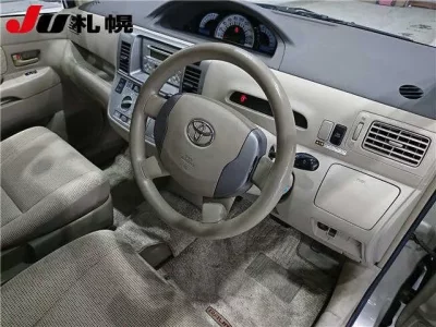 Toyota RAUM
