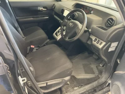 Toyota COROLLA RUMION