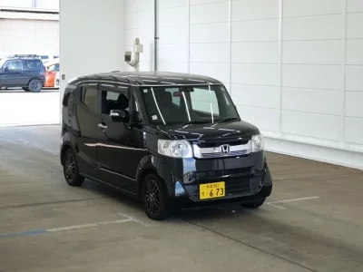Honda N BOX SLASH