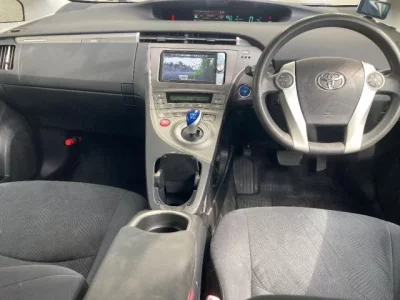 Toyota PRIUS PHV