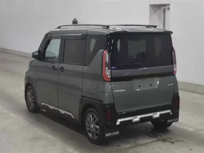 Mitsubishi DELICA MINI