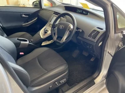 Toyota PRIUS PHV