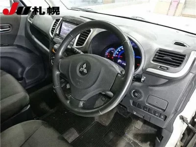 Mitsubishi DELICA D2