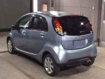 Mitsubishi I