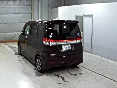 Mitsubishi DELICA D2