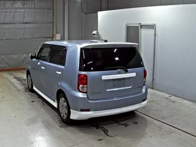 Toyota COROLLA RUMION