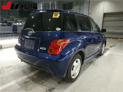 Toyota IST