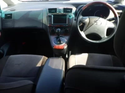 Toyota MARK X ZIO
