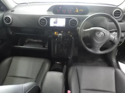Toyota COROLLA RUMION
