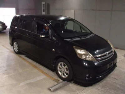 Toyota ISIS
