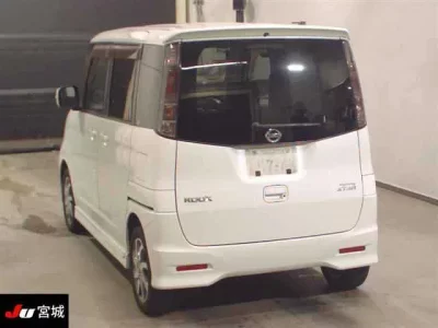 Nissan ROOX