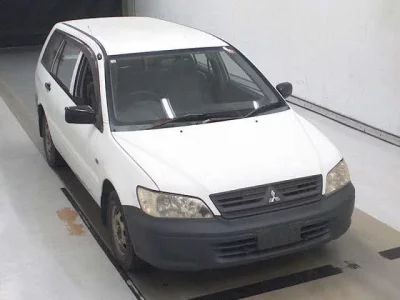 Mitsubishi LANCER VAN