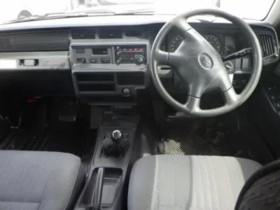Toyota CROWN COMFORT