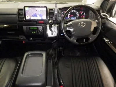 Toyota REGIUS ACE VAN
