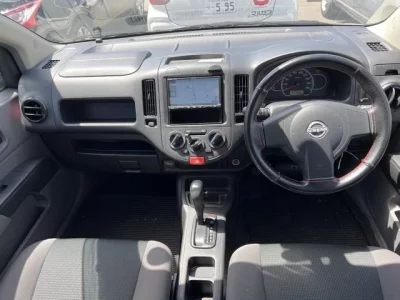 Nissan AD