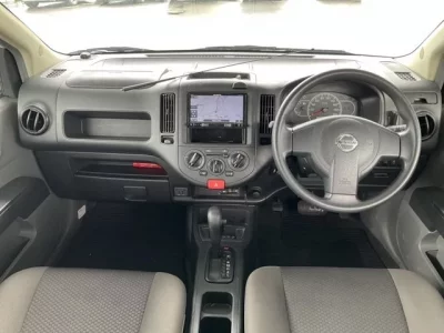 Nissan AD