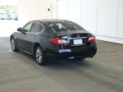 Mitsubishi PROUDIA