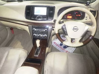 Nissan TEANA