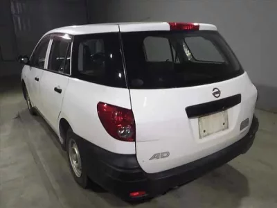 Nissan AD
