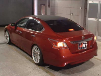 Nissan TEANA