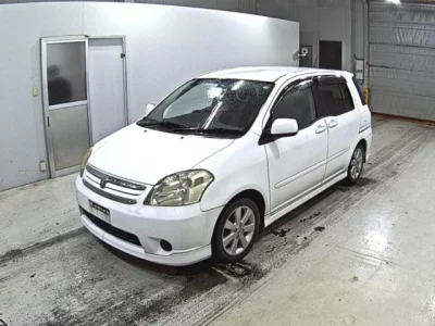 Toyota RAUM