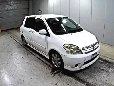 Toyota RAUM