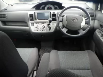 Toyota RAUM