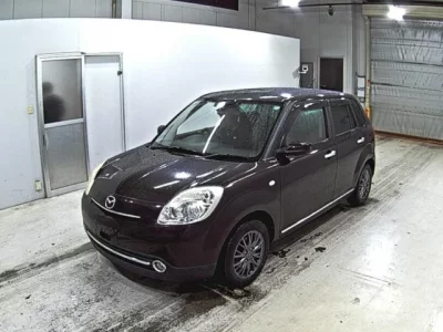 Mazda VERISA