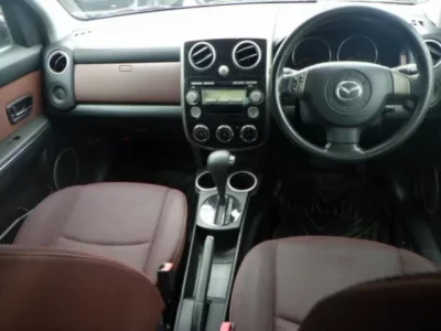 Mazda VERISA