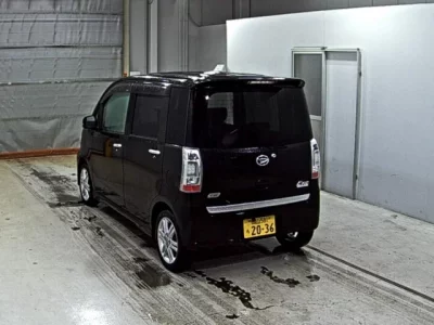 Daihatsu TANTO EXE
