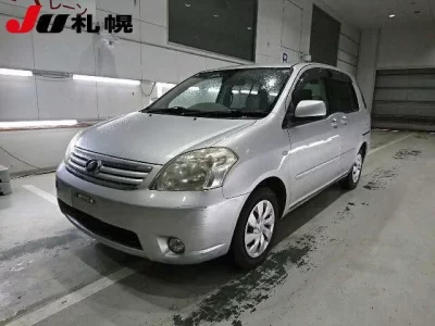 Toyota RAUM