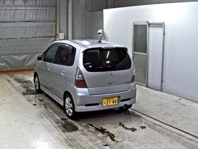 Suzuki MRWAGON