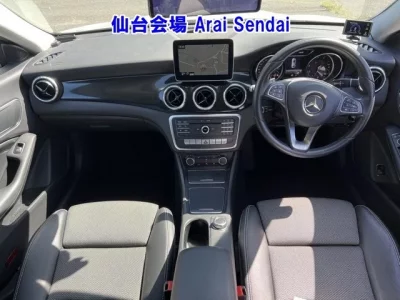 Mercedes-Benz CLA CLASS
