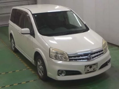 Nissan LAFESTA