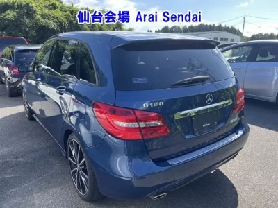 Mercedes-Benz B CLASS