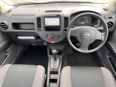 Nissan AD