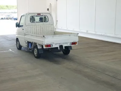 Nissan CLIPPER TRUCK
