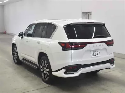 Lexus LX