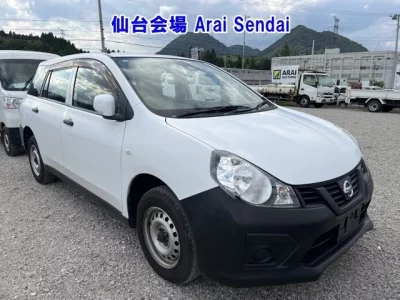 Nissan AD